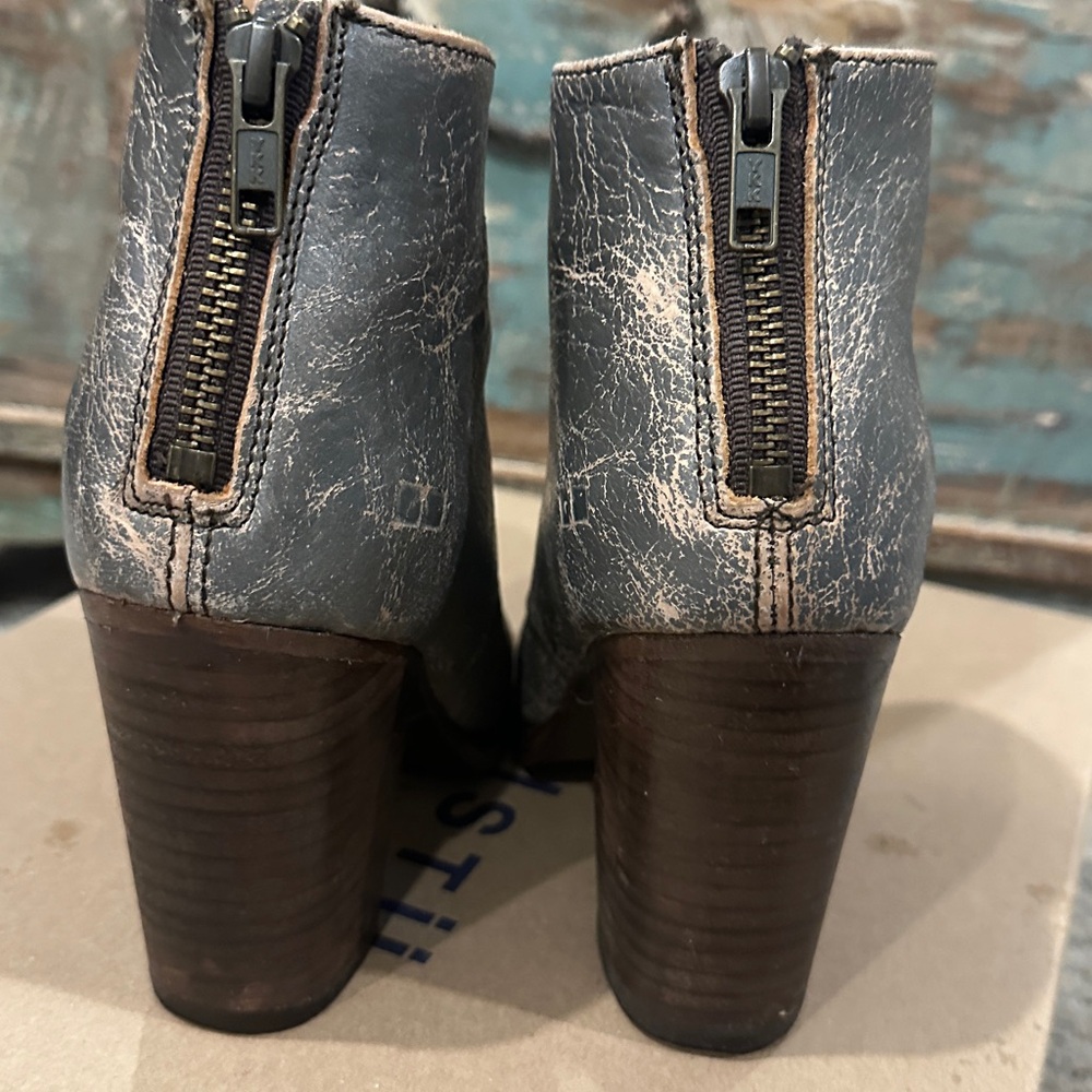 Bed Stu 6.5 size Distressed Gray Peep-Toe Ankle Boots - Picture 4 of 8